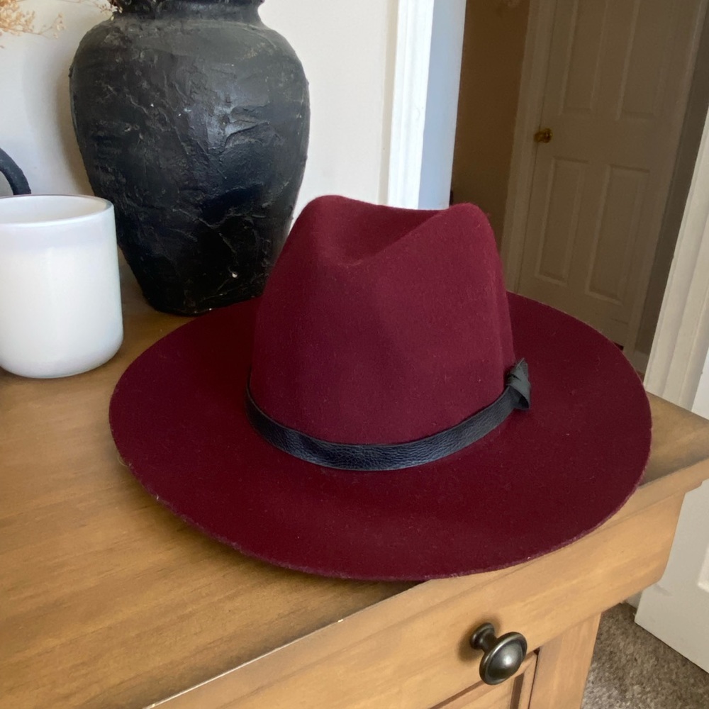 Beautiful Boutique wool hat!